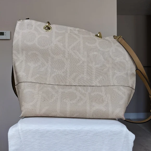 Calvin Klein Tote - Picture 3 of 5